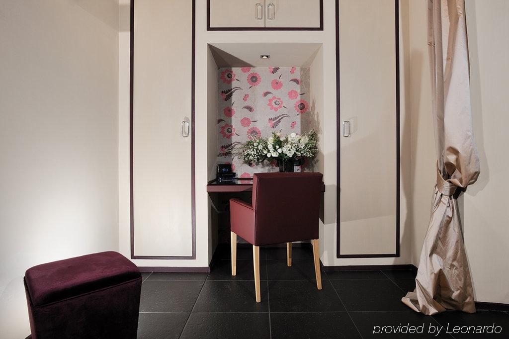 Roma Dreaming Aparthotel Room photo
