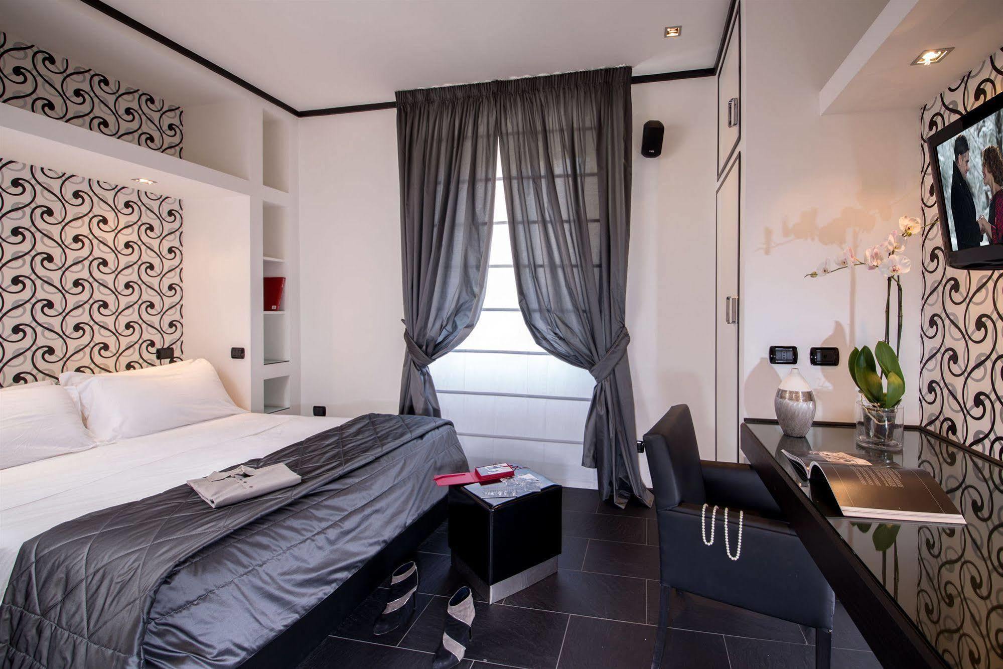 Roma Dreaming Aparthotel Exterior photo